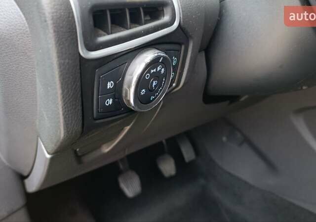 Чорний Форд Фокус, об'ємом двигуна 1.6 л та пробігом 232 тис. км за 8477 $, фото 31 на Automoto.ua