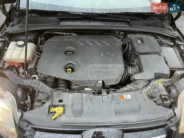 Черный Форд Фокус, объемом двигателя 1.6 л и пробегом 255 тыс. км за 8500 $, фото 39 на Automoto.ua