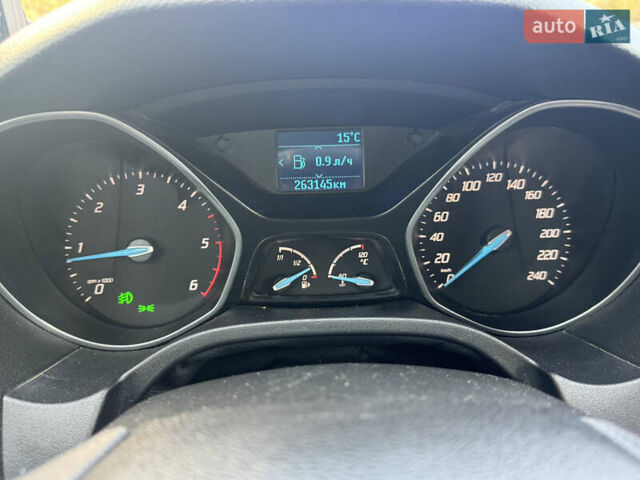 Черный Форд Фокус, объемом двигателя 1.6 л и пробегом 264 тыс. км за 6400 $, фото 15 на Automoto.ua
