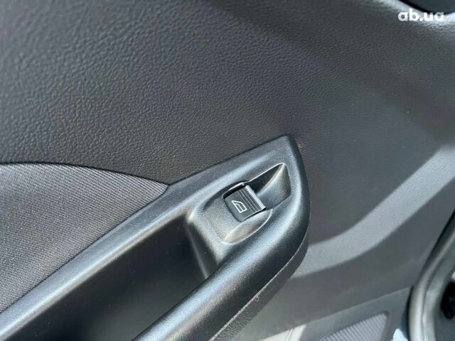 Чорний Форд Фокус, об'ємом двигуна 1.6 л та пробігом 295 тис. км за 7890 $, фото 34 на Automoto.ua