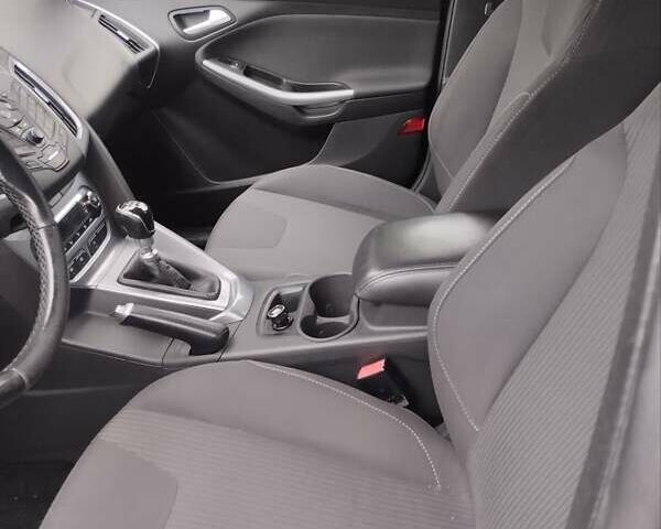 Чорний Форд Фокус, об'ємом двигуна 1.6 л та пробігом 181 тис. км за 8500 $, фото 46 на Automoto.ua