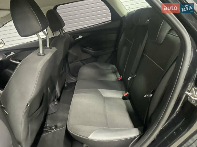 Черный Форд Фокус, объемом двигателя 1.6 л и пробегом 211 тыс. км за 7750 $, фото 27 на Automoto.ua