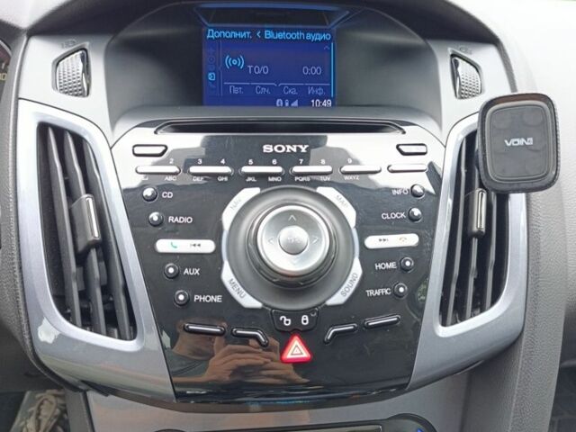 Черный Форд Фокус, объемом двигателя 1.6 л и пробегом 228 тыс. км за 7600 $, фото 7 на Automoto.ua