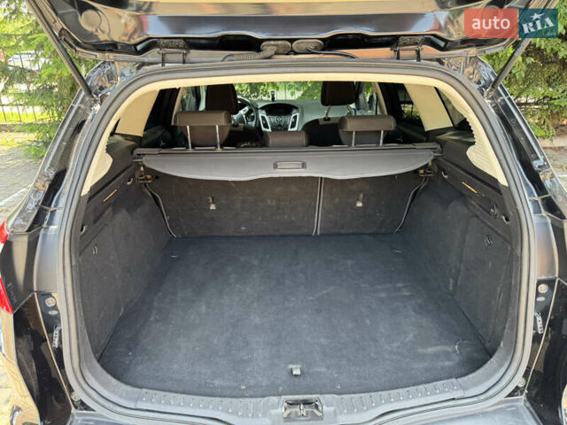 Черный Форд Фокус, объемом двигателя 1.6 л и пробегом 239 тыс. км за 8200 $, фото 24 на Automoto.ua