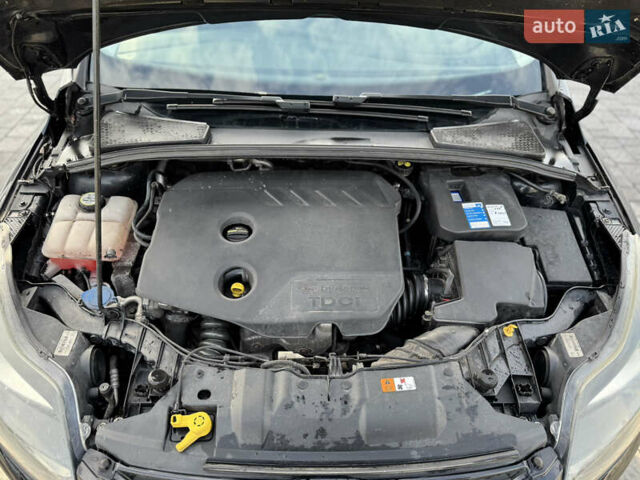 Черный Форд Фокус, объемом двигателя 1.56 л и пробегом 232 тыс. км за 8000 $, фото 52 на Automoto.ua