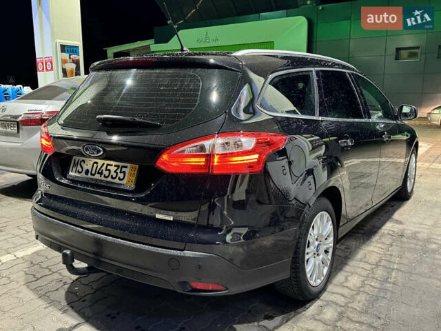 Черный Форд Фокус, объемом двигателя 1.6 л и пробегом 238 тыс. км за 8400 $, фото 4 на Automoto.ua