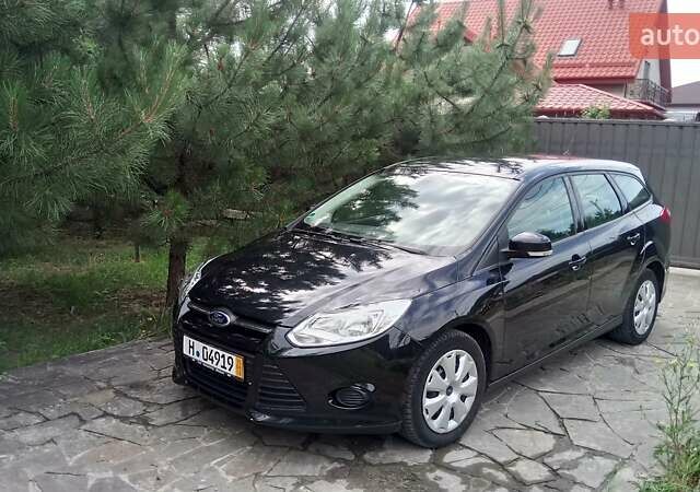 Черный Форд Фокус, объемом двигателя 1.6 л и пробегом 177 тыс. км за 7600 $, фото 4 на Automoto.ua