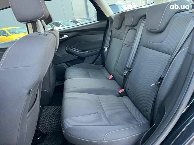 Чорний Форд Фокус, об'ємом двигуна 1.6 л та пробігом 295 тис. км за 7890 $, фото 35 на Automoto.ua