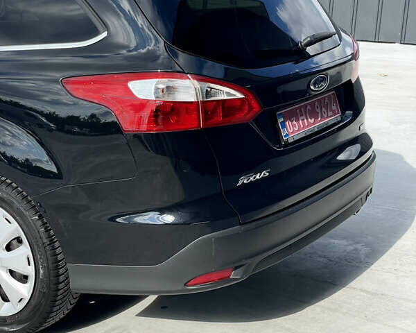 Чорний Форд Фокус, об'ємом двигуна 1.6 л та пробігом 248 тис. км за 6800 $, фото 12 на Automoto.ua