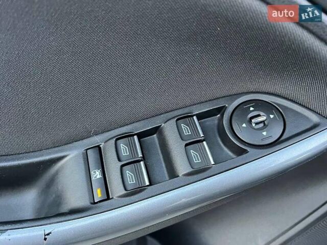 Чорний Форд Фокус, об'ємом двигуна 1.6 л та пробігом 295 тис. км за 7890 $, фото 15 на Automoto.ua