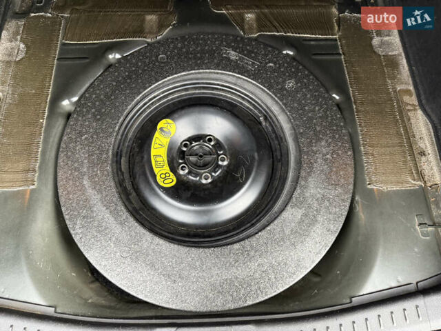 Чорний Форд Фокус, об'ємом двигуна 1.6 л та пробігом 249 тис. км за 7200 $, фото 32 на Automoto.ua