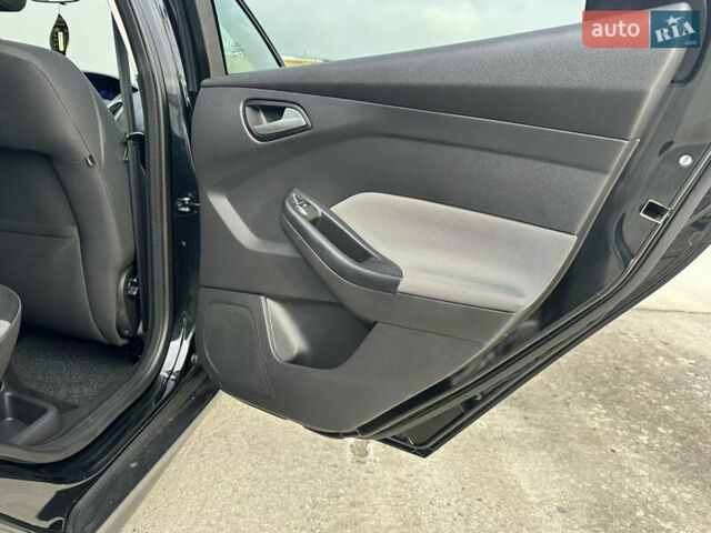 Чорний Форд Фокус, об'ємом двигуна 1.6 л та пробігом 224 тис. км за 7500 $, фото 66 на Automoto.ua