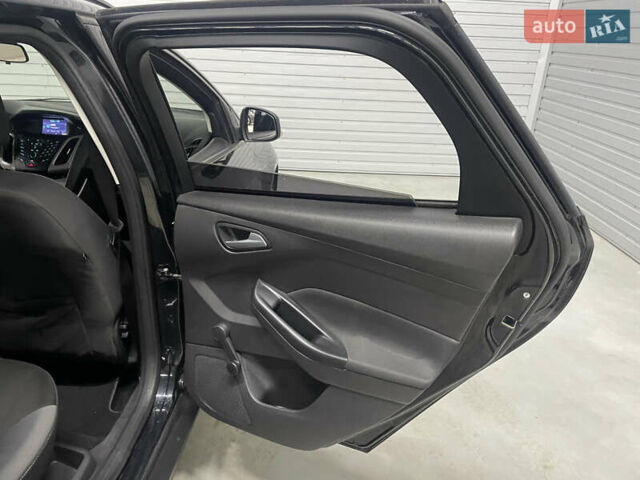 Черный Форд Фокус, объемом двигателя 1.6 л и пробегом 211 тыс. км за 7750 $, фото 29 на Automoto.ua