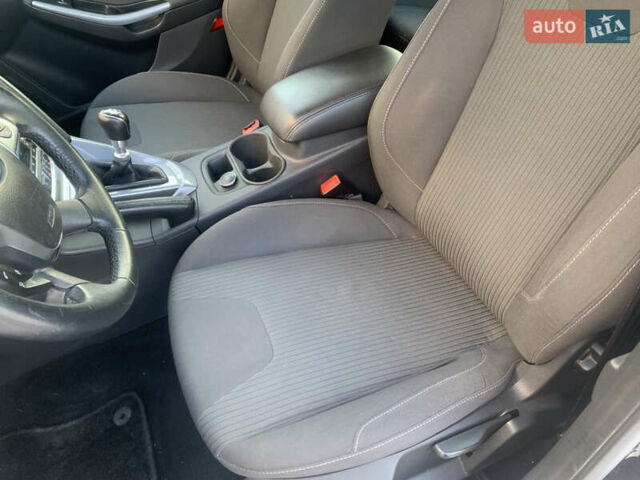 Черный Форд Фокус, объемом двигателя 1.6 л и пробегом 187 тыс. км за 8700 $, фото 29 на Automoto.ua