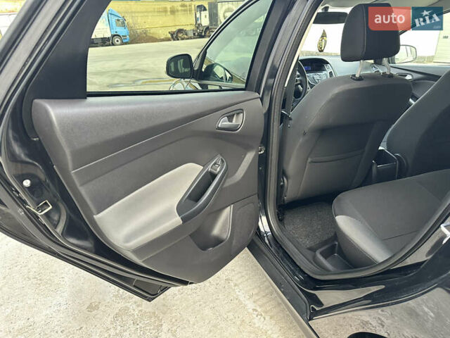 Чорний Форд Фокус, об'ємом двигуна 1.6 л та пробігом 224 тис. км за 7500 $, фото 51 на Automoto.ua
