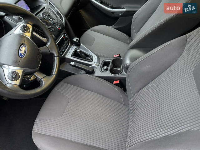 Чорний Форд Фокус, об'ємом двигуна 1.6 л та пробігом 227 тис. км за 8299 $, фото 19 на Automoto.ua