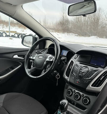 Черный Форд Фокус, объемом двигателя 1.6 л и пробегом 276 тыс. км за 7300 $, фото 10 на Automoto.ua