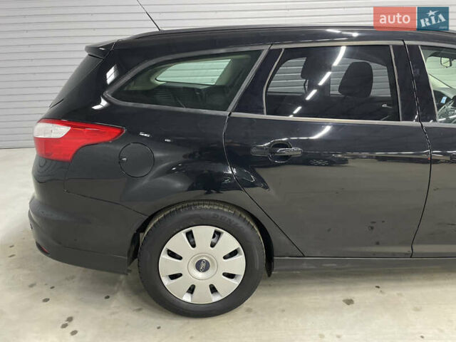 Черный Форд Фокус, объемом двигателя 1.6 л и пробегом 211 тыс. км за 7750 $, фото 8 на Automoto.ua
