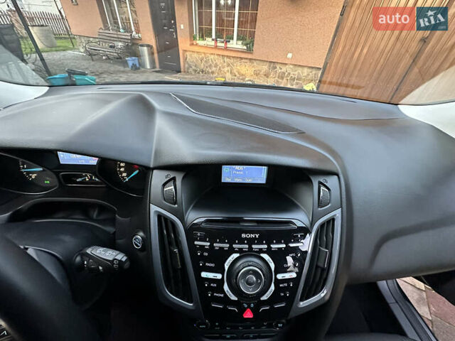 Черный Форд Фокус, объемом двигателя 1.6 л и пробегом 205 тыс. км за 7200 $, фото 33 на Automoto.ua