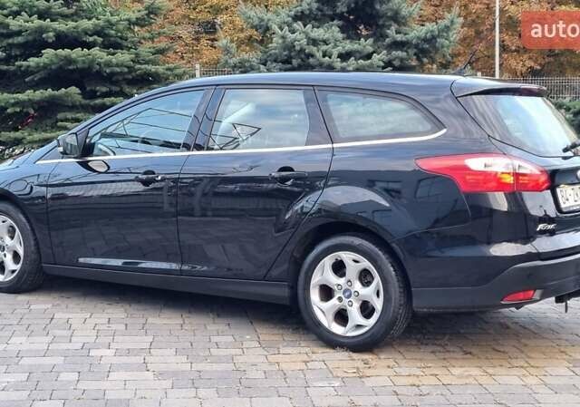Черный Форд Фокус, объемом двигателя 1.6 л и пробегом 215 тыс. км за 8100 $, фото 14 на Automoto.ua