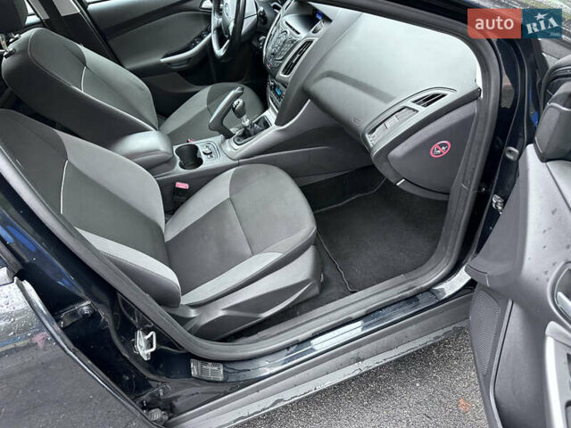 Чорний Форд Фокус, об'ємом двигуна 1.6 л та пробігом 269 тис. км за 6950 $, фото 20 на Automoto.ua