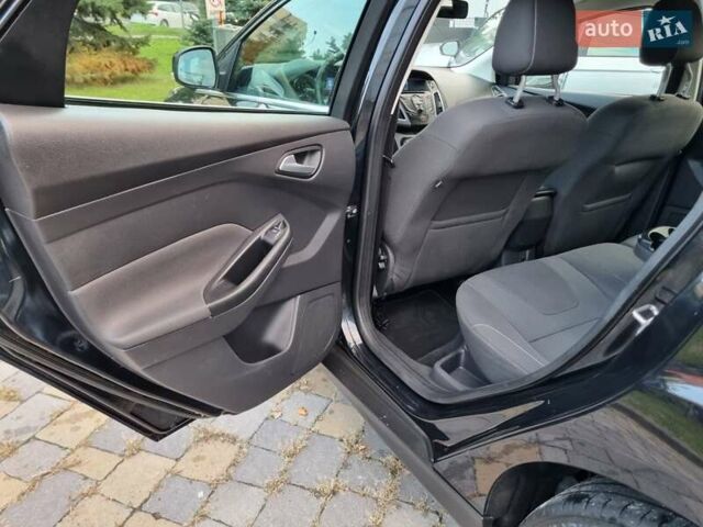 Черный Форд Фокус, объемом двигателя 1.6 л и пробегом 215 тыс. км за 8100 $, фото 32 на Automoto.ua