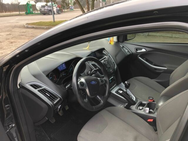 Черный Форд Фокус, объемом двигателя 1.6 л и пробегом 214 тыс. км за 7799 $, фото 19 на Automoto.ua