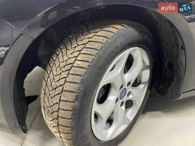 Черный Форд Фокус, объемом двигателя 1.6 л и пробегом 213 тыс. км за 7900 $, фото 21 на Automoto.ua