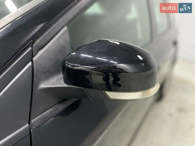 Черный Форд Фокус, объемом двигателя 1.6 л и пробегом 211 тыс. км за 7750 $, фото 14 на Automoto.ua