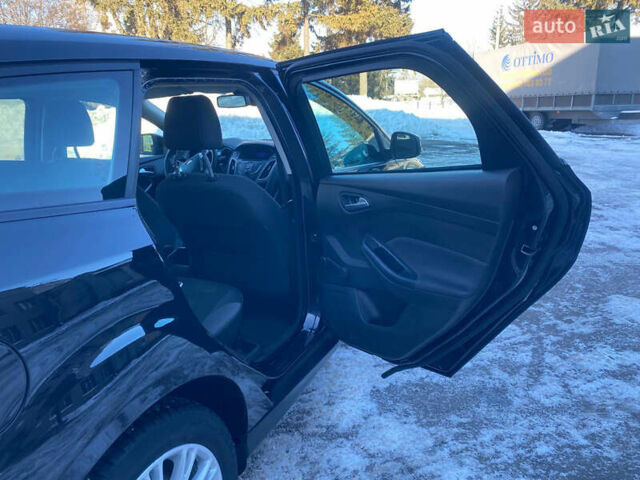 Чорний Форд Фокус, об'ємом двигуна 2 л та пробігом 233 тис. км за 8200 $, фото 17 на Automoto.ua