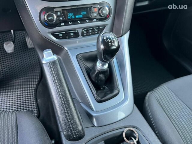 Чорний Форд Фокус, об'ємом двигуна 1.6 л та пробігом 295 тис. км за 7890 $, фото 31 на Automoto.ua