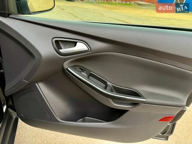 Чорний Форд Фокус, об'ємом двигуна 1.6 л та пробігом 221 тис. км за 6999 $, фото 27 на Automoto.ua