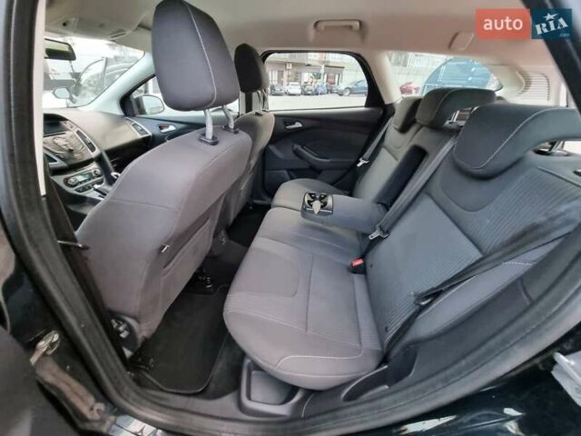 Черный Форд Фокус, объемом двигателя 1.6 л и пробегом 215 тыс. км за 8100 $, фото 34 на Automoto.ua