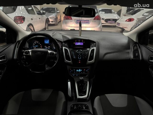 Черный Форд Фокус, объемом двигателя 0 л и пробегом 199 тыс. км за 7800 $, фото 7 на Automoto.ua