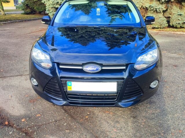 Черный Форд Фокус, объемом двигателя 1.6 л и пробегом 201 тыс. км за 7600 $, фото 3 на Automoto.ua