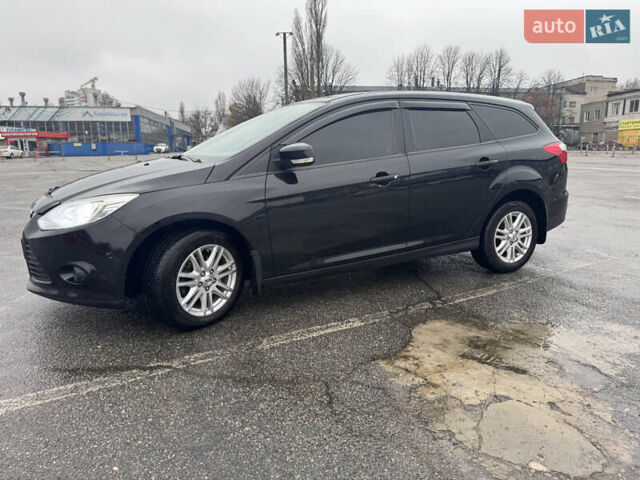 Черный Форд Фокус, объемом двигателя 1.6 л и пробегом 281 тыс. км за 7300 $, фото 2 на Automoto.ua