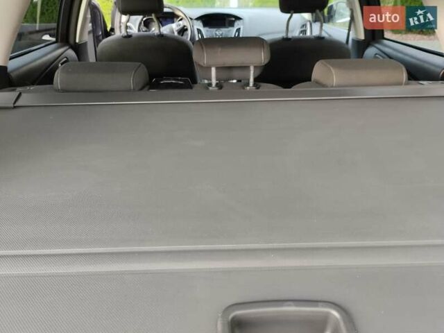 Черный Форд Фокус, объемом двигателя 1.6 л и пробегом 179 тыс. км за 8600 $, фото 56 на Automoto.ua