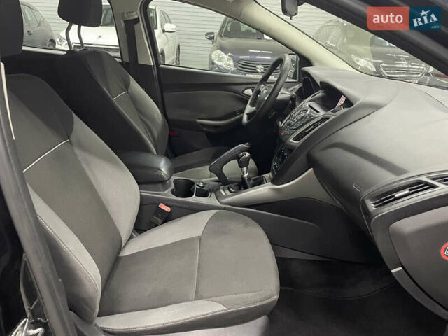 Чорний Форд Фокус, об'ємом двигуна 1.6 л та пробігом 212 тис. км за 7950 $, фото 14 на Automoto.ua