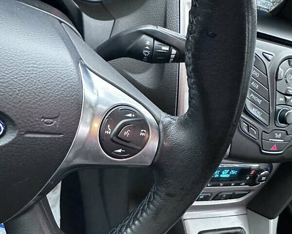 Чорний Форд Фокус, об'ємом двигуна 1.6 л та пробігом 269 тис. км за 6950 $, фото 41 на Automoto.ua