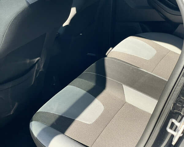 Чорний Форд Фокус, об'ємом двигуна 1.6 л та пробігом 248 тис. км за 6800 $, фото 32 на Automoto.ua