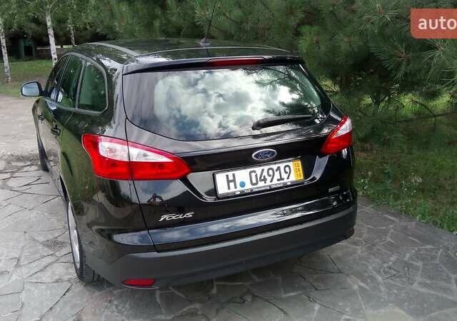 Черный Форд Фокус, объемом двигателя 1.6 л и пробегом 177 тыс. км за 7600 $, фото 2 на Automoto.ua