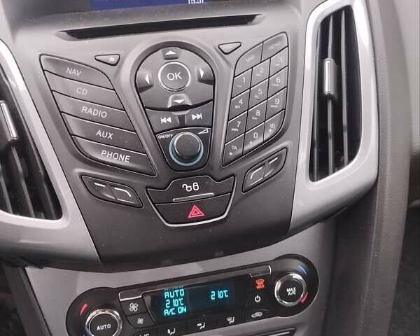 Чорний Форд Фокус, об'ємом двигуна 1.6 л та пробігом 181 тис. км за 8500 $, фото 44 на Automoto.ua