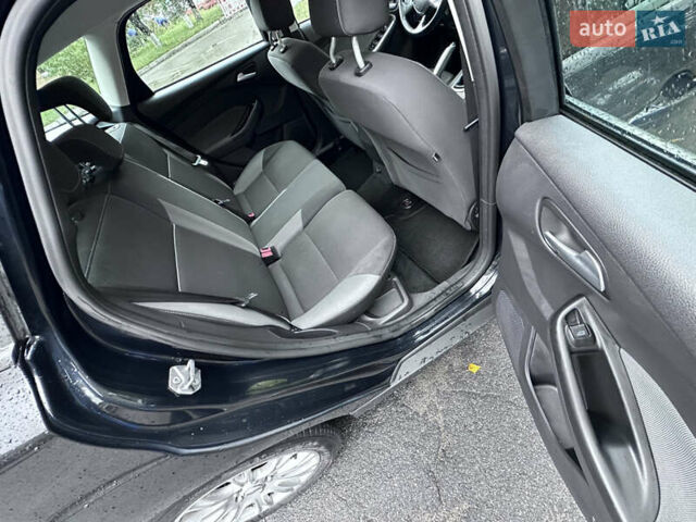 Чорний Форд Фокус, об'ємом двигуна 1.6 л та пробігом 269 тис. км за 6950 $, фото 18 на Automoto.ua