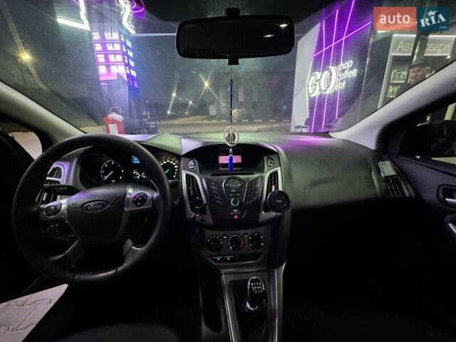 Чорний Форд Фокус, об'ємом двигуна 1.6 л та пробігом 311 тис. км за 6600 $, фото 15 на Automoto.ua