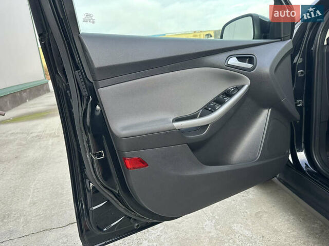 Чорний Форд Фокус, об'ємом двигуна 1.6 л та пробігом 224 тис. км за 7500 $, фото 33 на Automoto.ua