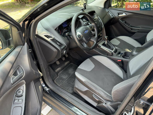 Черный Форд Фокус, объемом двигателя 1.6 л и пробегом 239 тыс. км за 8200 $, фото 17 на Automoto.ua