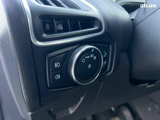 Чорний Форд Фокус, об'ємом двигуна 1.6 л та пробігом 295 тис. км за 7890 $, фото 19 на Automoto.ua