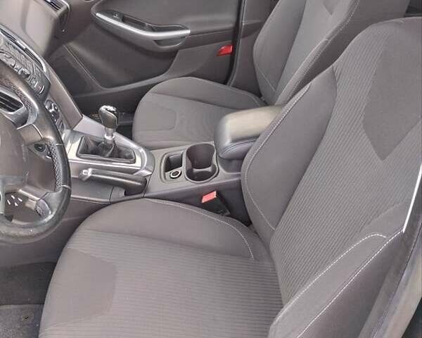 Черный Форд Фокус, объемом двигателя 1.6 л и пробегом 179 тыс. км за 8600 $, фото 46 на Automoto.ua