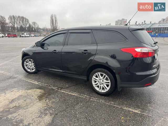 Черный Форд Фокус, объемом двигателя 1.6 л и пробегом 281 тыс. км за 7300 $, фото 3 на Automoto.ua