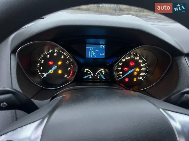 Черный Форд Фокус, объемом двигателя 1.6 л и пробегом 180 тыс. км за 7400 $, фото 12 на Automoto.ua